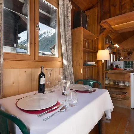 Sleeps 3 Шамони