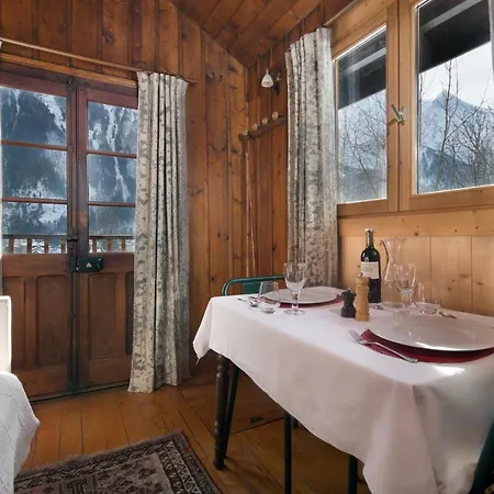 Sleeps 3 Шамони